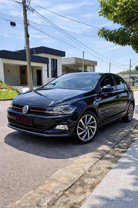 VOLKSWAGEN POLO 1.0 200 TSI HIGHLINE AUTOMÁTICO VOLKSWAGEN POLO 1.0 200 TSI HIGHLINE AUTOMÁTICO